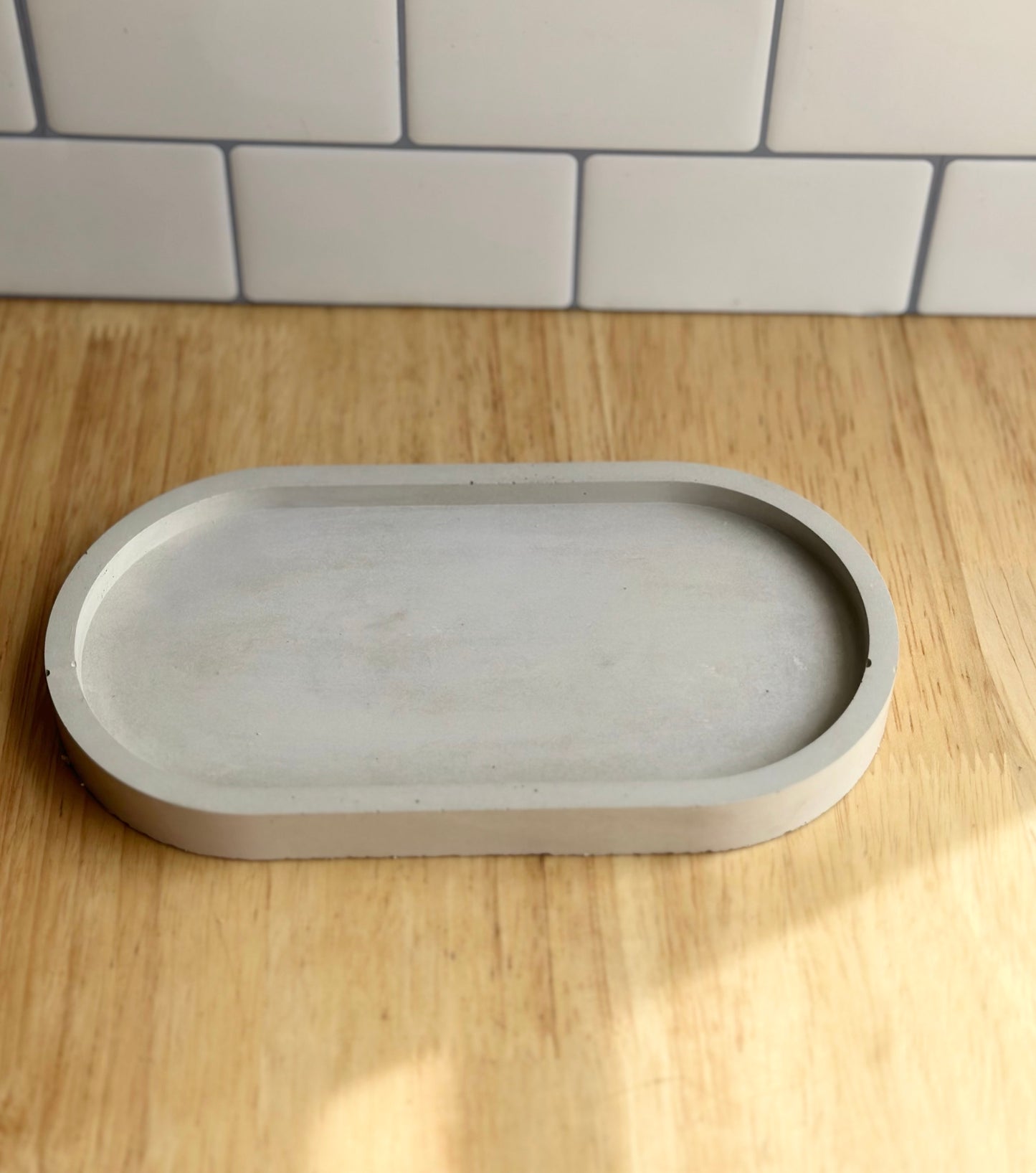 Oval tray